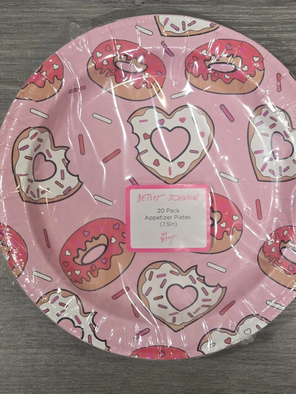 Betsey Johnson‎ Heart Donuts & Cocktail Napkin Set